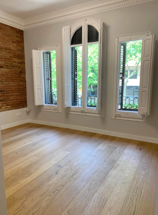 Ventanas de madera piso barcelona